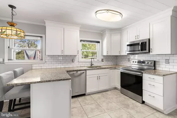 75 FLAMEHILL RD, Levittown, PA 19056