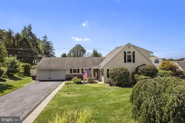 75 FLAMEHILL RD, Levittown, PA 19056