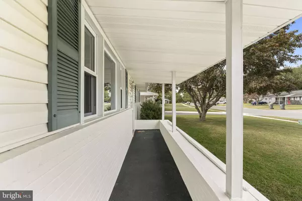 713 BIRCHWOOD DR, Newark, DE 19713