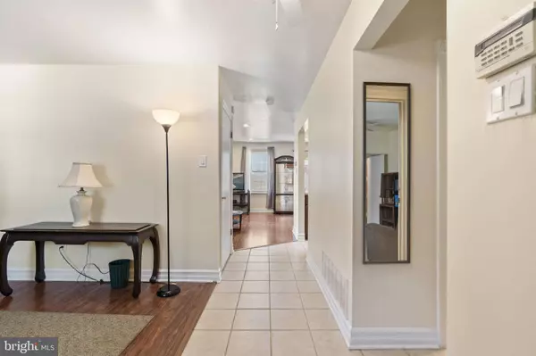 1029 BAYWOOD DR, Williamstown, NJ 08094