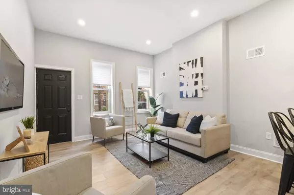 2571 CORAL ST, Philadelphia, PA 19125