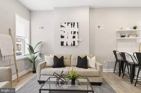 2571 CORAL ST, Philadelphia, PA 19125