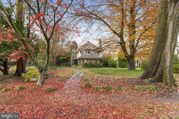 13 E NEWFIELD WAY, Bala Cynwyd, PA 19004