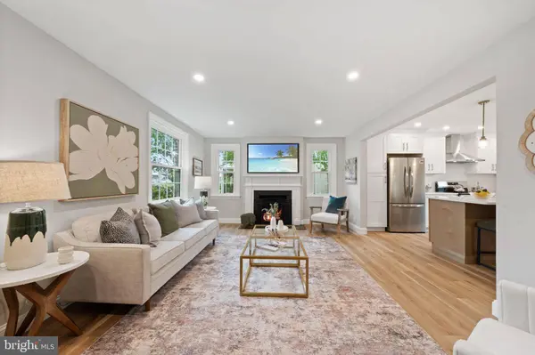 5015 SMITHFIELD RD, Drexel Hill, PA 19026
