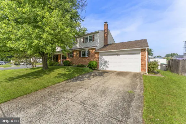 2 MARTIN DR, Newark, DE 19713