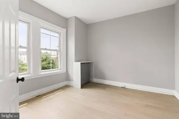 216 COLLINGDALE AVE #3, Collingdale, PA 19023