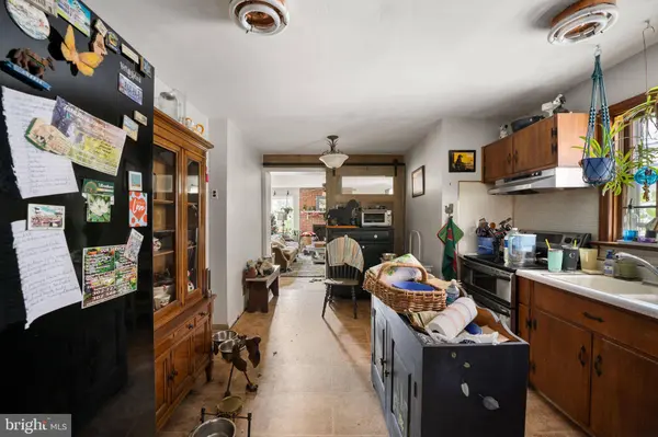 826 WOODLAWN AVE, Wilmington, DE 19805