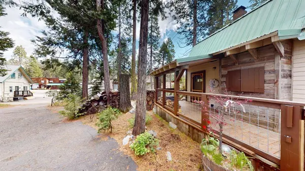 41813 Knobcone LN, Shaver Lake, CA 93664