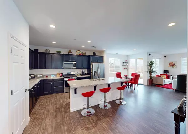 6323 W Portola AVE, Fresno, CA 93723