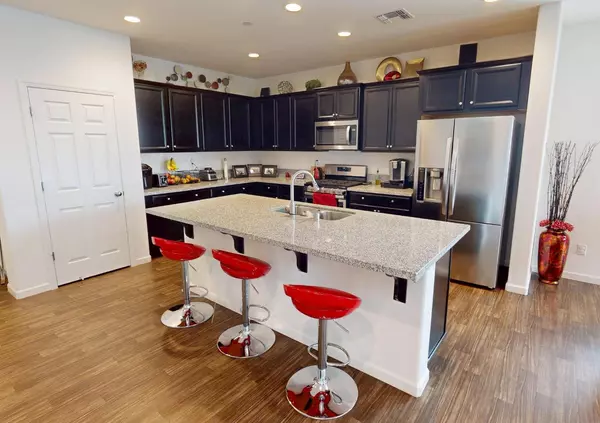 6323 W Portola AVE, Fresno, CA 93723