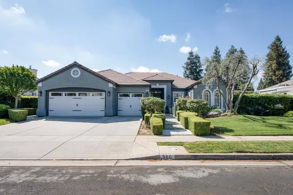 566 W Enterprise AVE, Clovis, CA 93619