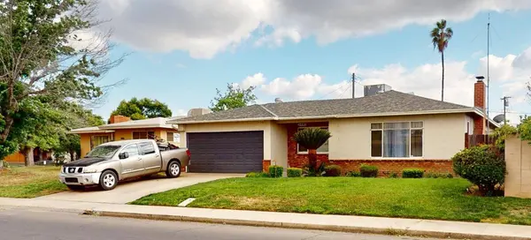 3490 E Weldon AVE, Fresno, CA 93703