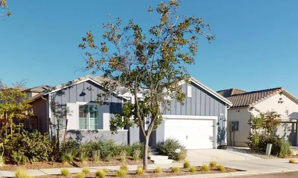 4245 Oak Knoll RD, Madera, CA 93636