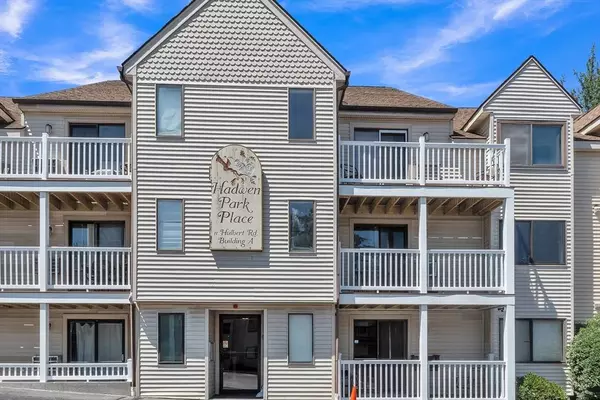 11 Hulbert Rd #8, Worcester, MA 01603