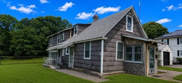 8 River Ave, Grafton, MA 01560