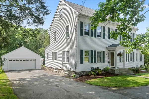 306 Pleasant St, Leicester, MA 01524