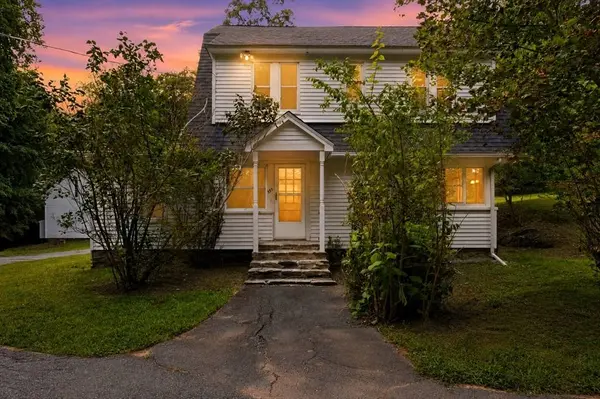 587 Main St, Boylston, MA 01505