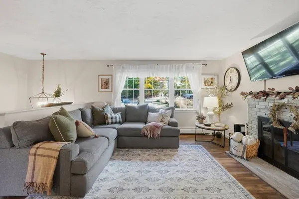 20 Pierce Rd, Sutton, MA 01590
