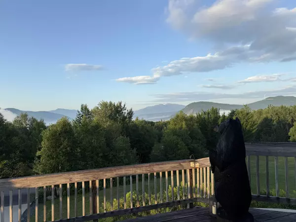 3 Grandview DR, Berlin, NH 03570