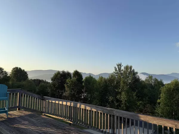 3 Grandview DR, Berlin, NH 03570