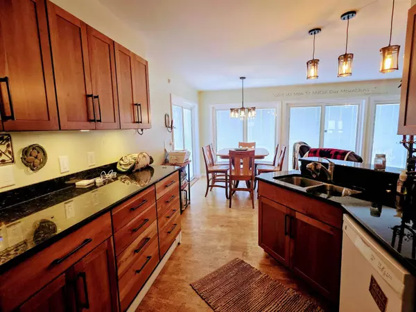 3 Grandview DR, Berlin, NH 03570