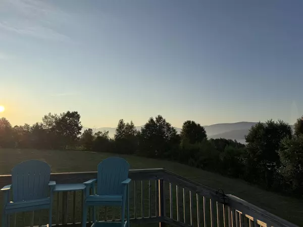 3 Grandview DR, Berlin, NH 03570