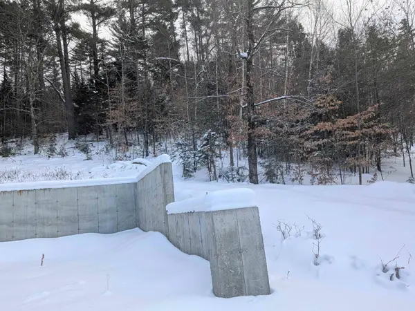 111 Swiftwater CIR, Haverhill, NH 03765-4413