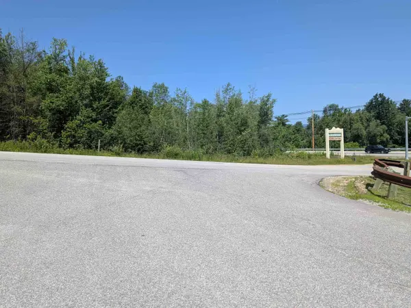 B2 L1 Boulder Point DR, Plymouth, NH 03264