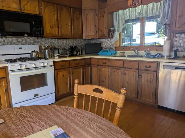 142 Tamarack RD, Thornton, NH 03285
