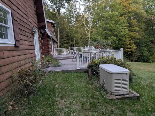 142 Tamarack RD, Thornton, NH 03285