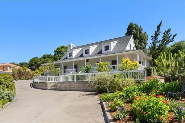 260 Twin Ridge DR, San Luis Obispo, CA 93405
