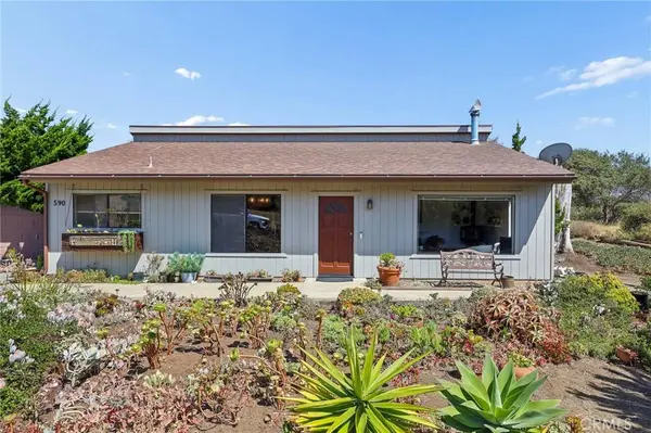 590 Skyline DR