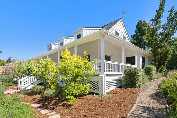 260 Twin Ridge DR, San Luis Obispo, CA 93405