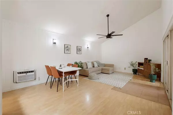 7890 E Spring ST #13I, Long Beach, CA 90815