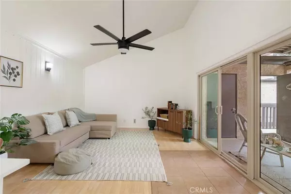 7890 E Spring ST #13I, Long Beach, CA 90815