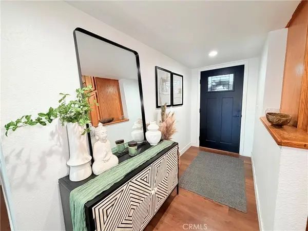 1675 W Mells, Anaheim, CA 92802