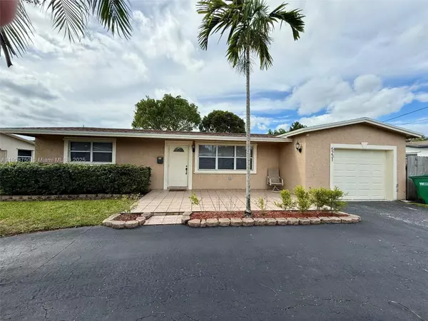 5231 SW 89 Ave, Cooper City, FL 33328