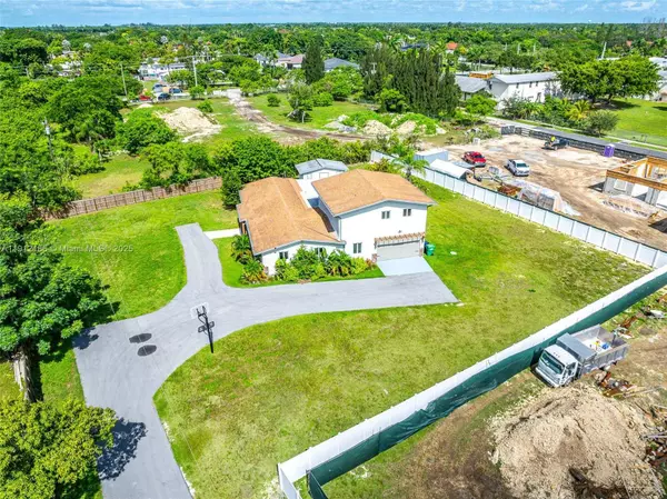 19450 SW 125th Ave #-, Miami, FL 33177