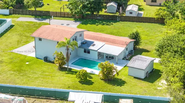 19450 SW 125th Ave #-, Miami, FL 33177