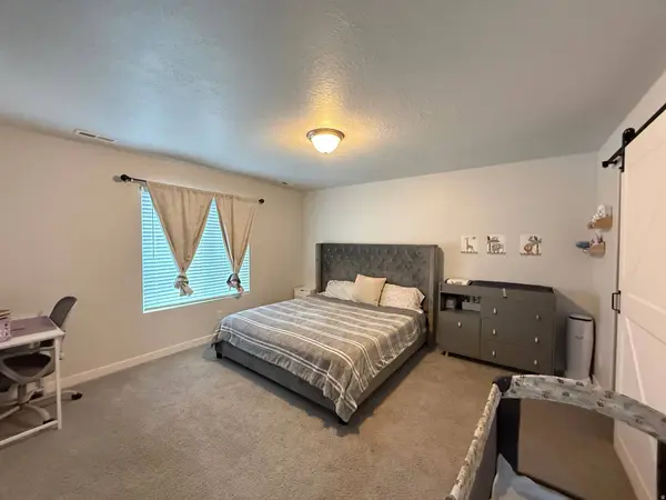 13019 S SUMMERDALE DR W, Herriman, UT 84096