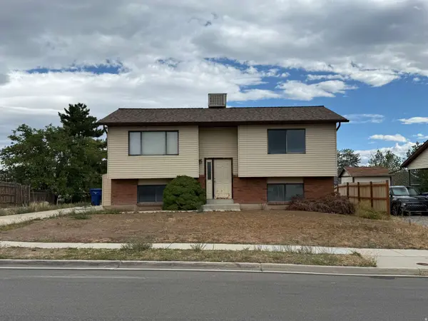 5883 S BLUE IRON WAY W
