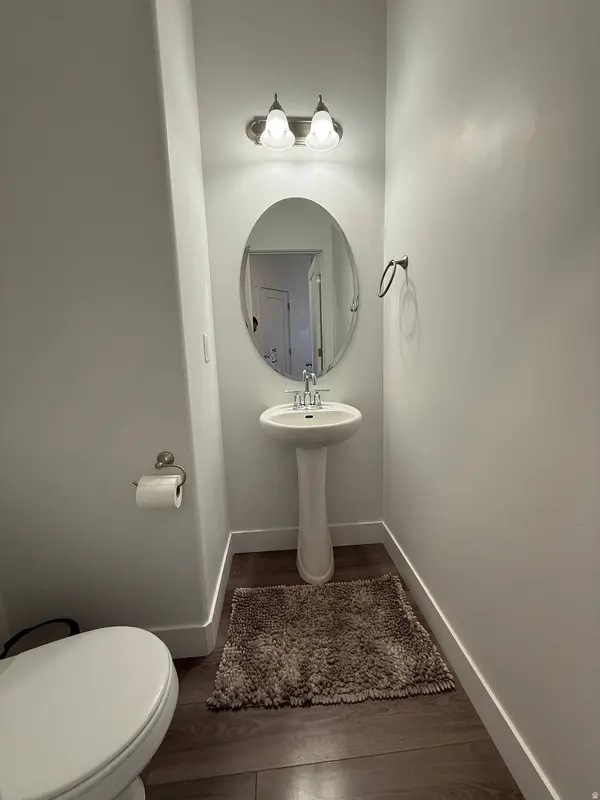7051 N GOLDEN ACRES DR E, Eagle Mountain, UT 84005
