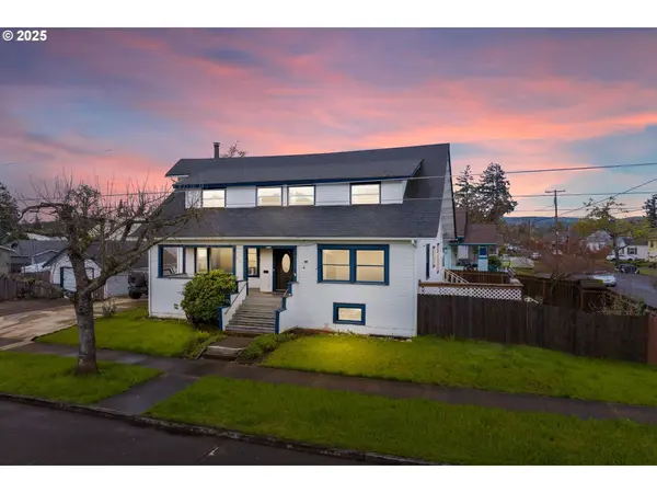 407 S 5TH ST, Cottage Grove, OR 97424