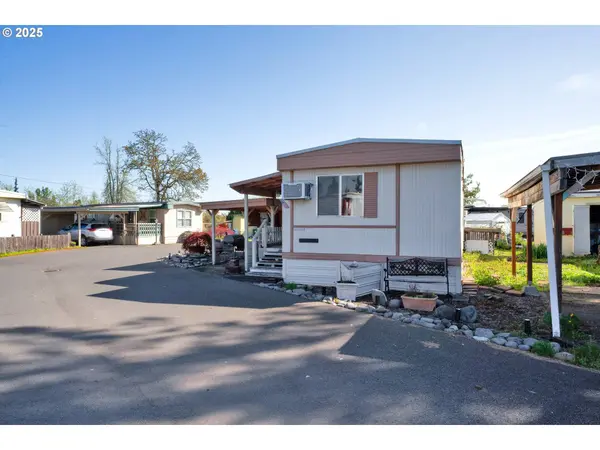400 N MILL ST, Creswell, OR 97426