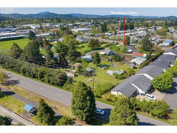 2165 LAURA ST, Springfield, OR 97477