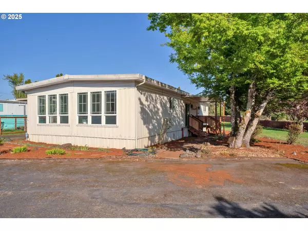 39202 CAMP CREEK RD #7, Springfield, OR 97478