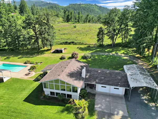 36058 ENTERPRISE RD, Creswell, OR 97426