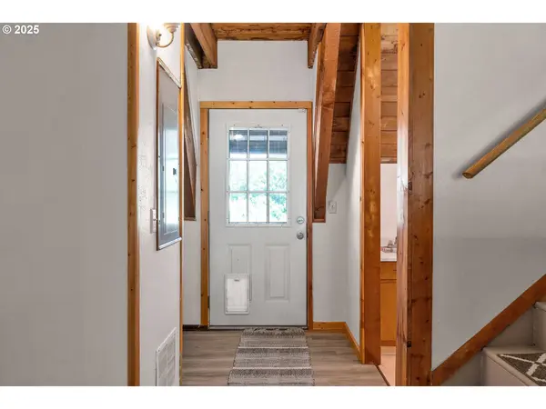 45265 SUNNYSIDE DR, Foster, OR 97345