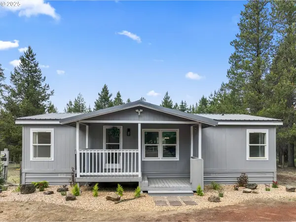 16076 BLACKFEATHER LN, La Pine, OR 97739