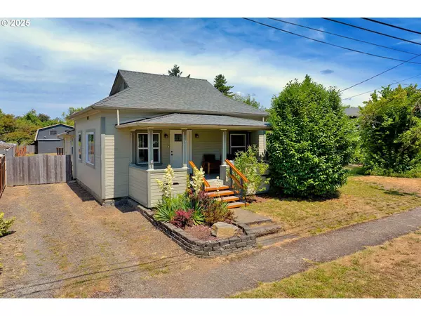 157 E ELMORE ST, Lebanon, OR 97355